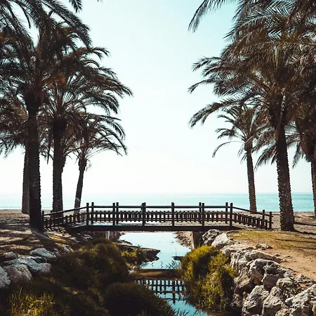 Sunstay Flat I Seaviews * 푸엔히롤라